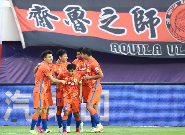 百家乐-第一阶段积分榜：山东领跑4队争霸 申花憾入保级组